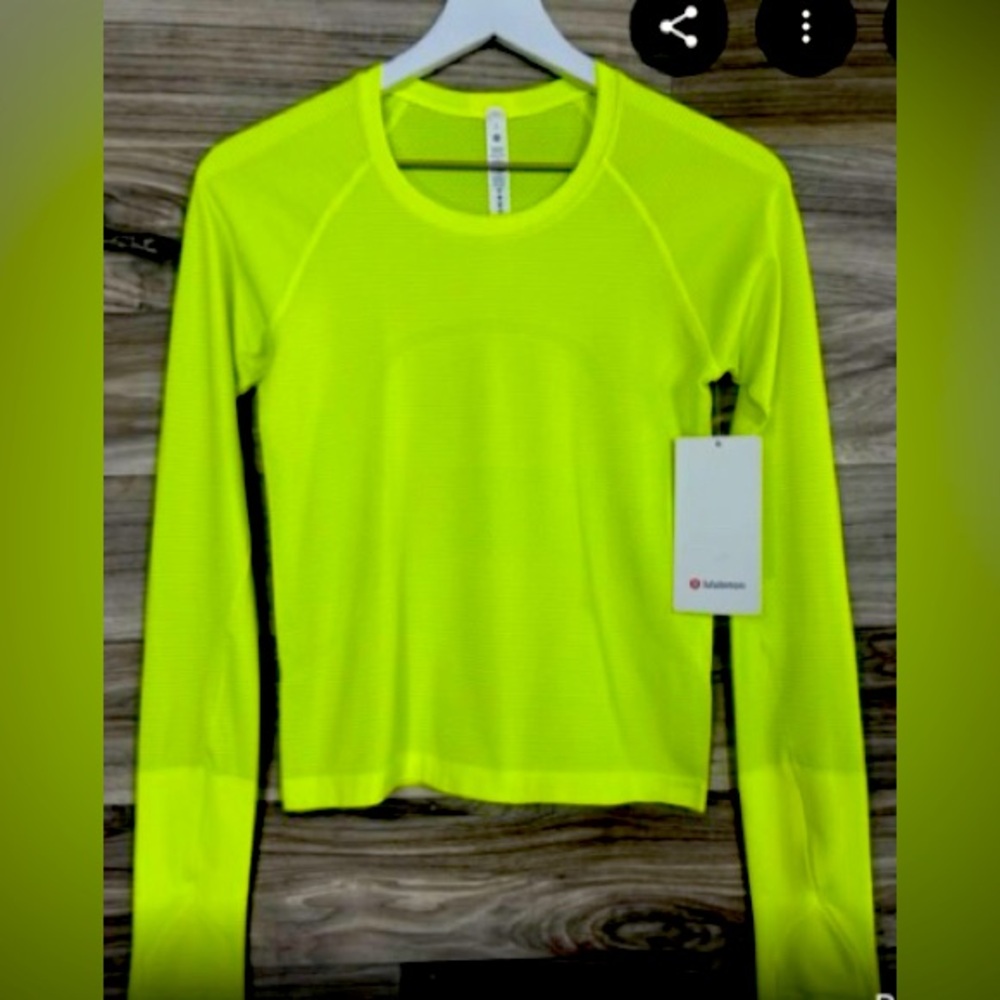 Lulemon long sleeve shirt